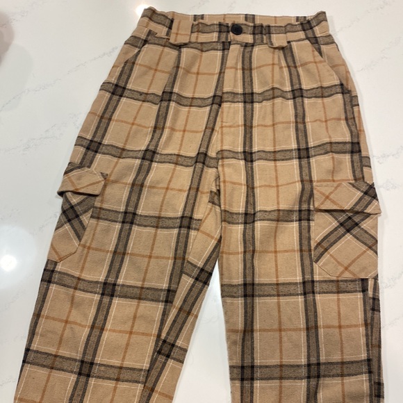 ❗2/$20❗Flap Pocket Plaid Straight Pants - Picture 6 of 12